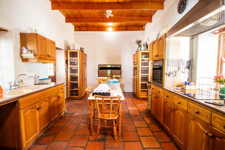 7 Bedroom Property for Sale in Clanwilliam Western Cape